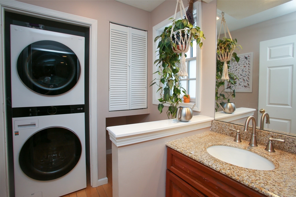 751 Park Hill Road Northampton, MA 01062 - Photo 15 of 41