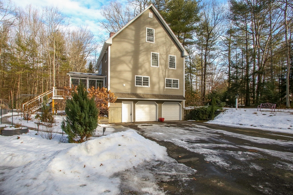 751 Park Hill Road Northampton, MA 01062 - Photo 2 of 41