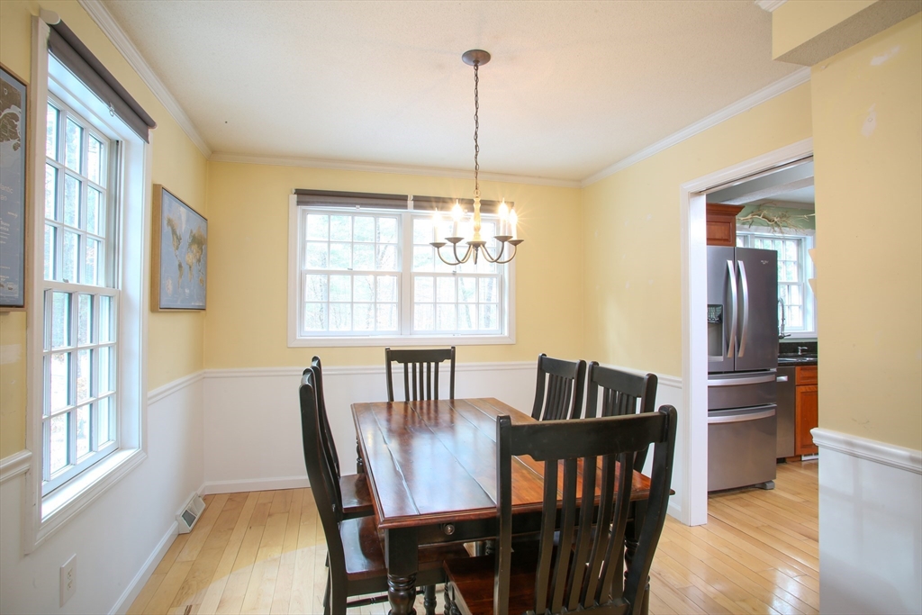 751 Park Hill Road Northampton, MA 01062 - Photo 8 of 41