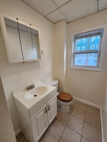 $1,450 | 74 Fulton Street, Unit 1W, Fall River, MA 02720