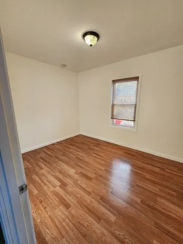 $1,450 | 74 Fulton Street, Unit 1W, Fall River, MA 02720