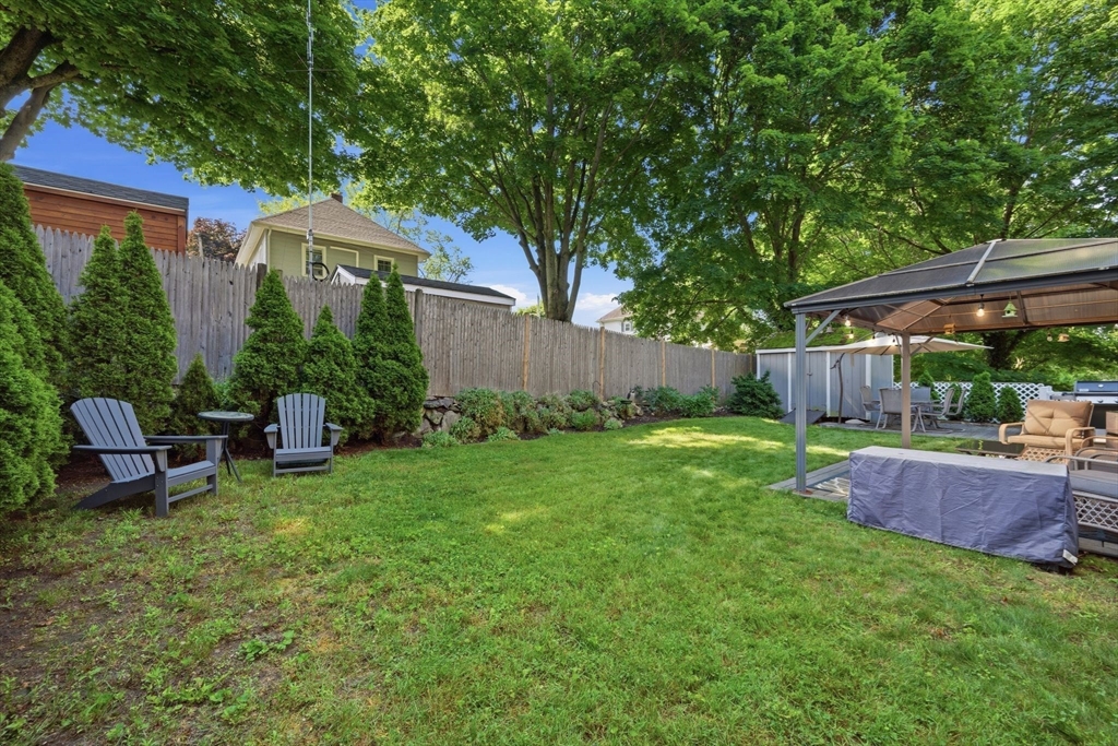11 Friend Street Beverly, MA 01915 - Photo 18 of 37