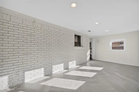 $715,000 | 8611 Capri Drive, Dallas, TX 75238