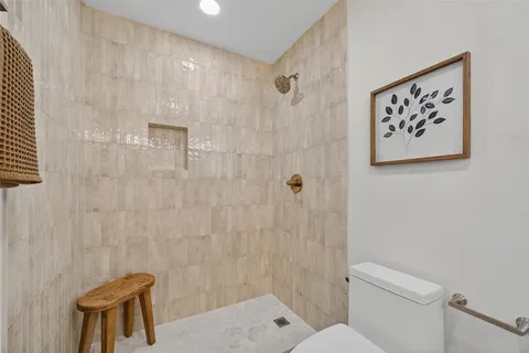 $715,000 | 8611 Capri Drive, Dallas, TX 75238