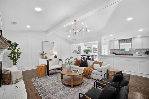 $715,000 | 8611 Capri Drive, Dallas, TX 75238