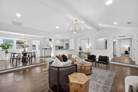 $715,000 | 8611 Capri Drive, Dallas, TX 75238