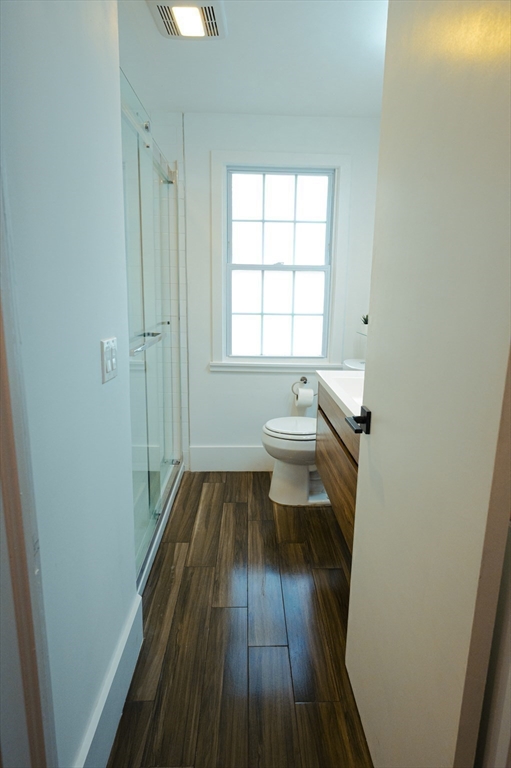 95 Ridgewood Avenue Holyoke, MA 01040 - Photo 8 of 25 Gallery Image 8