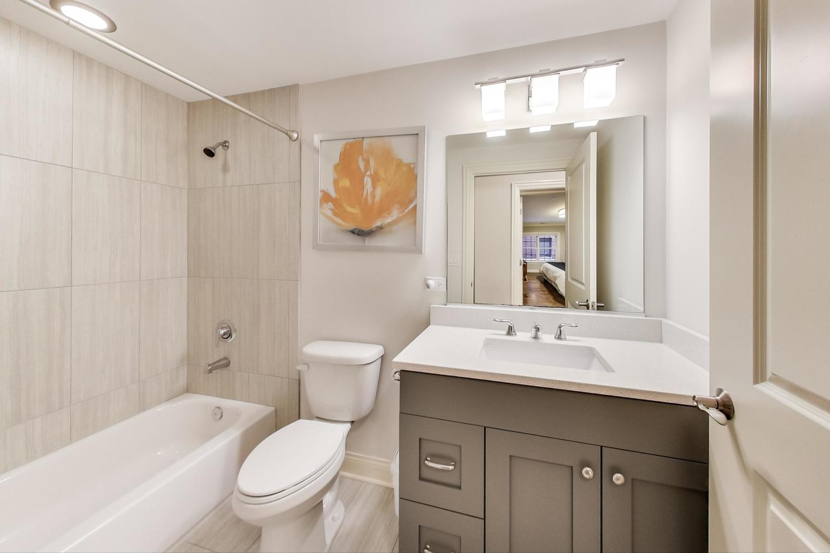 20 South Fairview Avenue, Unit 2N Park Ridge, IL 60068 - Photo 21 of 25