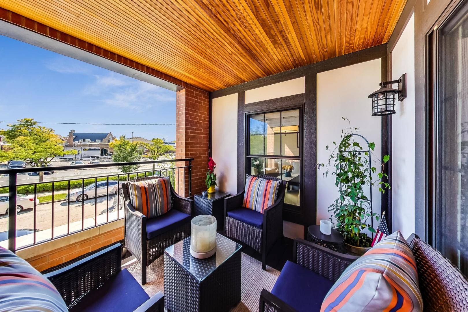 20 South Fairview Avenue, Unit 2N Park Ridge, IL 60068 - Photo 6 of 25