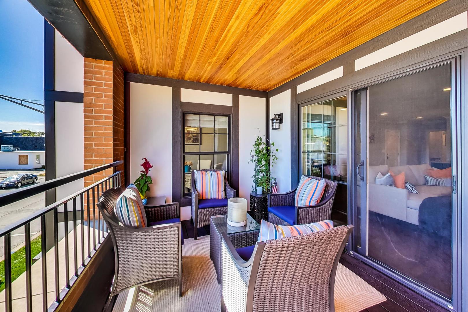 20 South Fairview Avenue, Unit 2N Park Ridge, IL 60068 - Photo 7 of 25