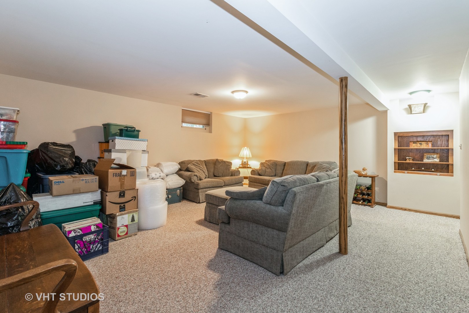 695 Vermont Road Frankfort, IL 60423 - Photo 15 of 20 a living room with furniture and a window