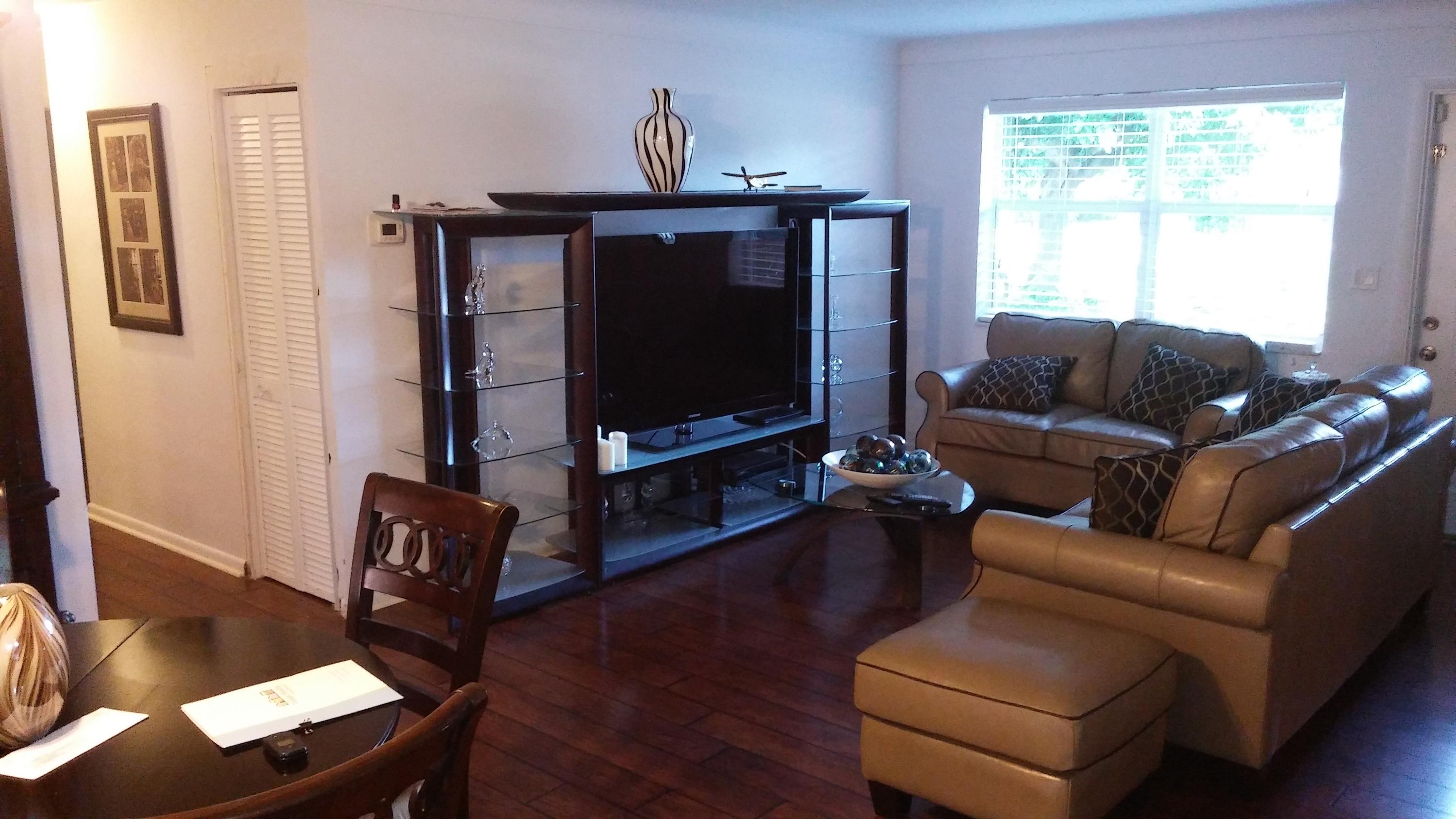 1436 High Ridge Road Lake Worth Beach, FL 33461 - Photo 4 of 20 20151122_164051
