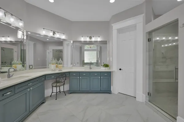 $2,100,000 | 15203 Wildwood Circle, Magnolia, TX 77354