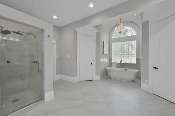 $2,100,000 | 15203 Wildwood Circle, Magnolia, TX 77354