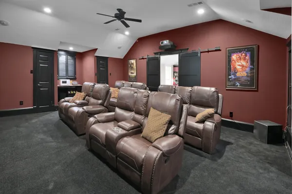 $2,100,000 | 15203 Wildwood Circle, Magnolia, TX 77354