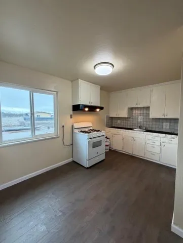 $1,800 | 410 South 34th Street, Richmond, CA 94804