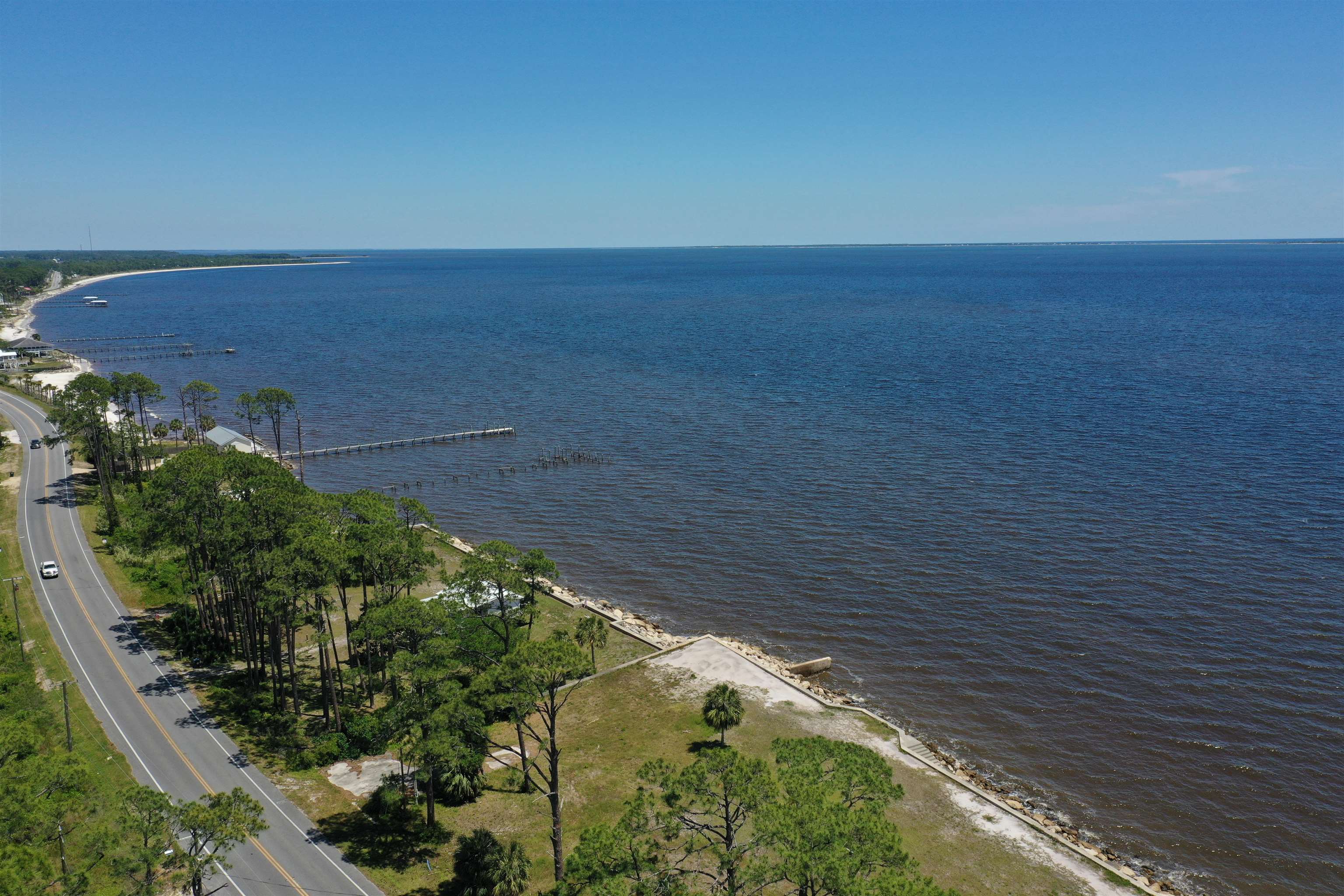 2138 Highway 98 West Carrabelle, FL 32322 - Photo 3 of 33