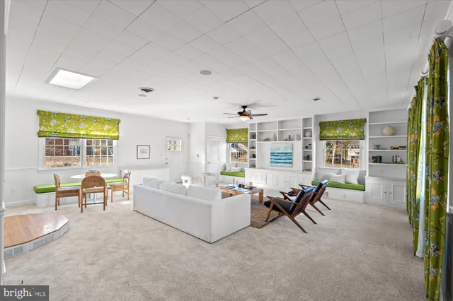 $1,250,000 | 2904 Farm Road, Alexandria, VA 22302