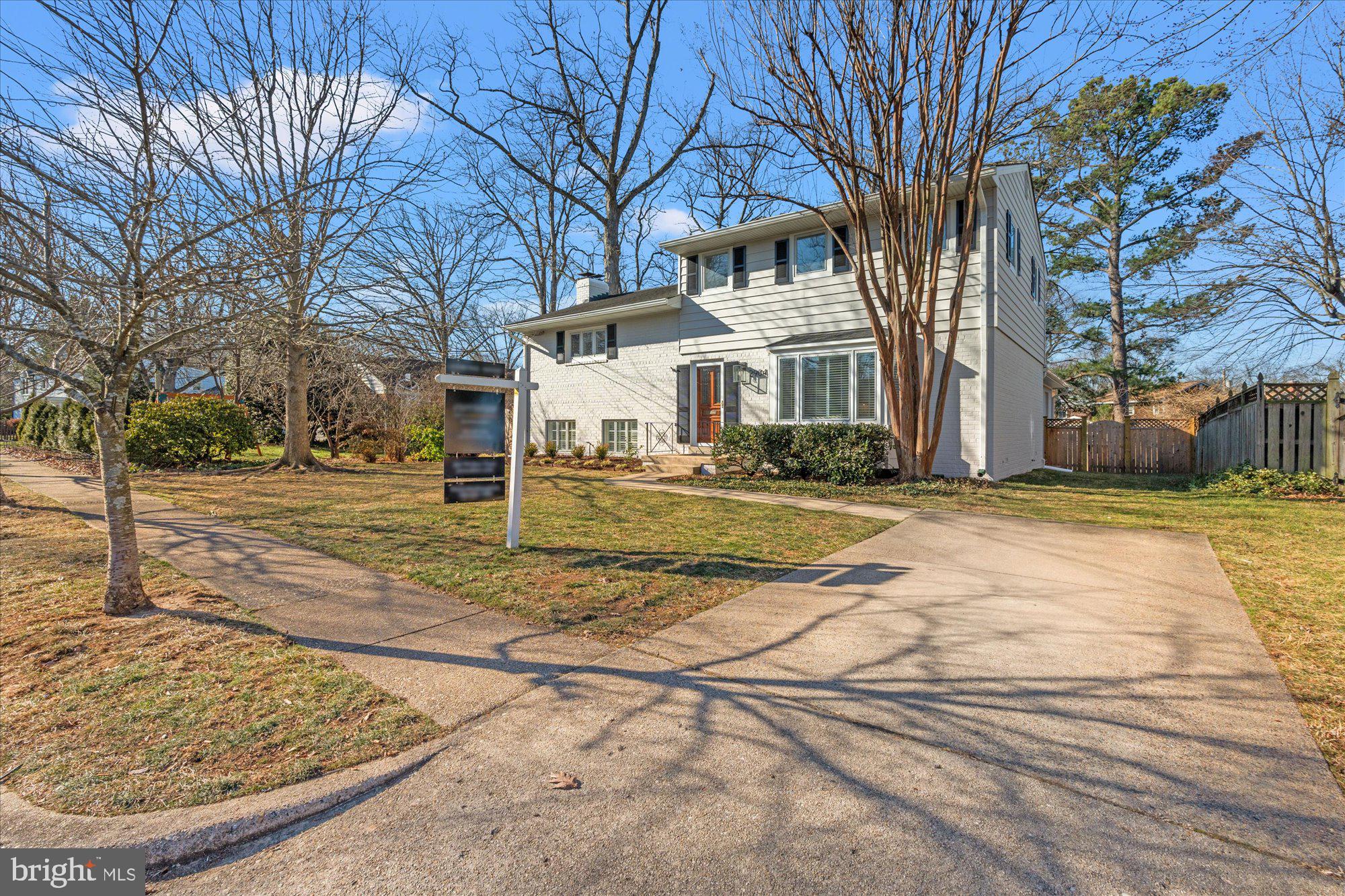 2904 Farm Road Alexandria, VA 22302 - Photo 2 of 47