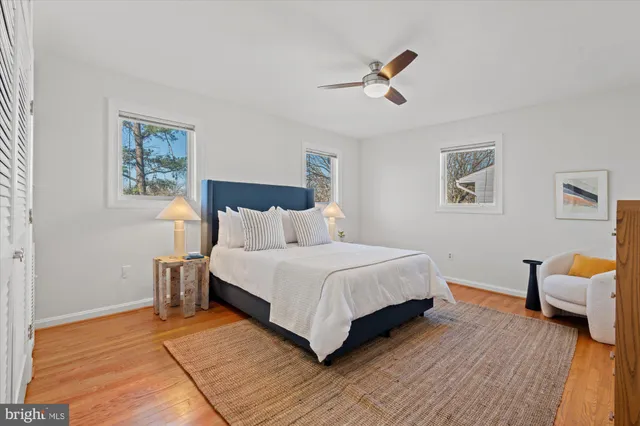 $1,250,000 | 2904 Farm Road, Alexandria, VA 22302