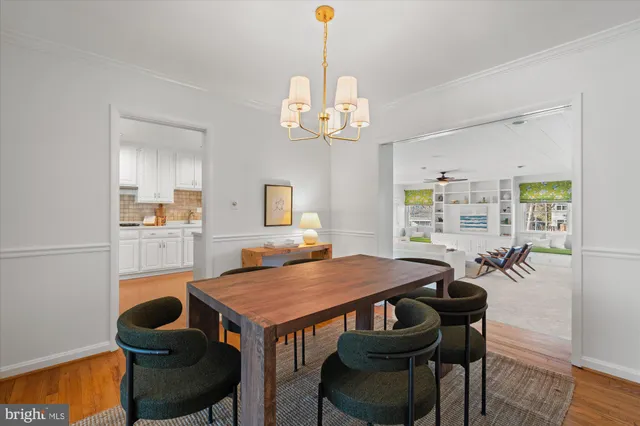 $1,250,000 | 2904 Farm Road, Alexandria, VA 22302