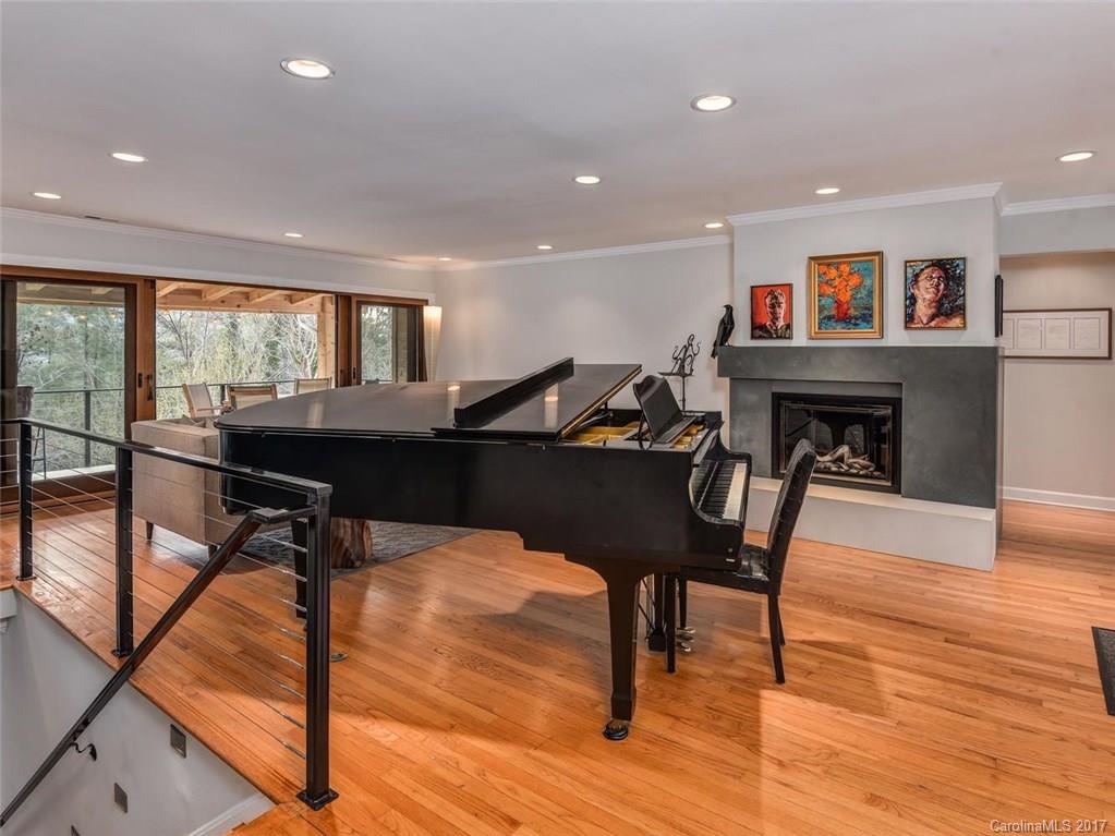 9 Beaverbrook Road Asheville, NC 28804 - Photo 14 of 24 Gallery Image 14