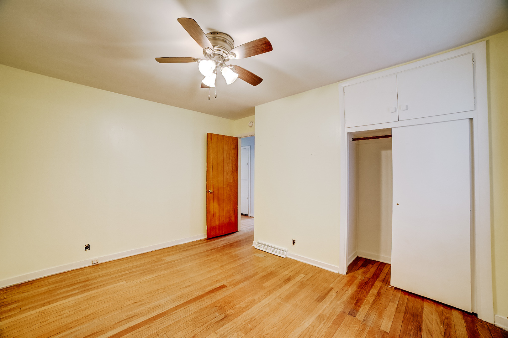 602 East Cherry Street Watseka, IL 60970 - Photo 18 of 29 a view of empty room with wooden floor