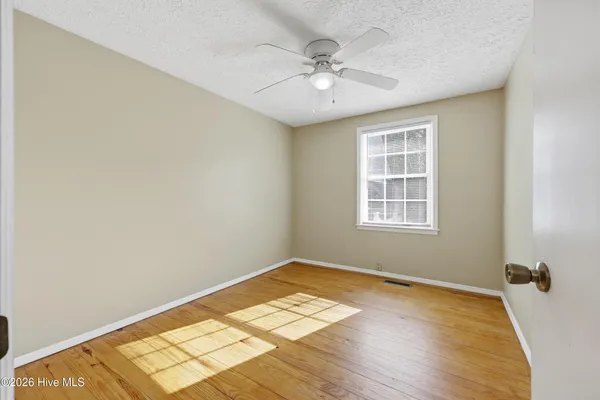 $215,000 | 205 West Gale Street, Edenton, NC 27932