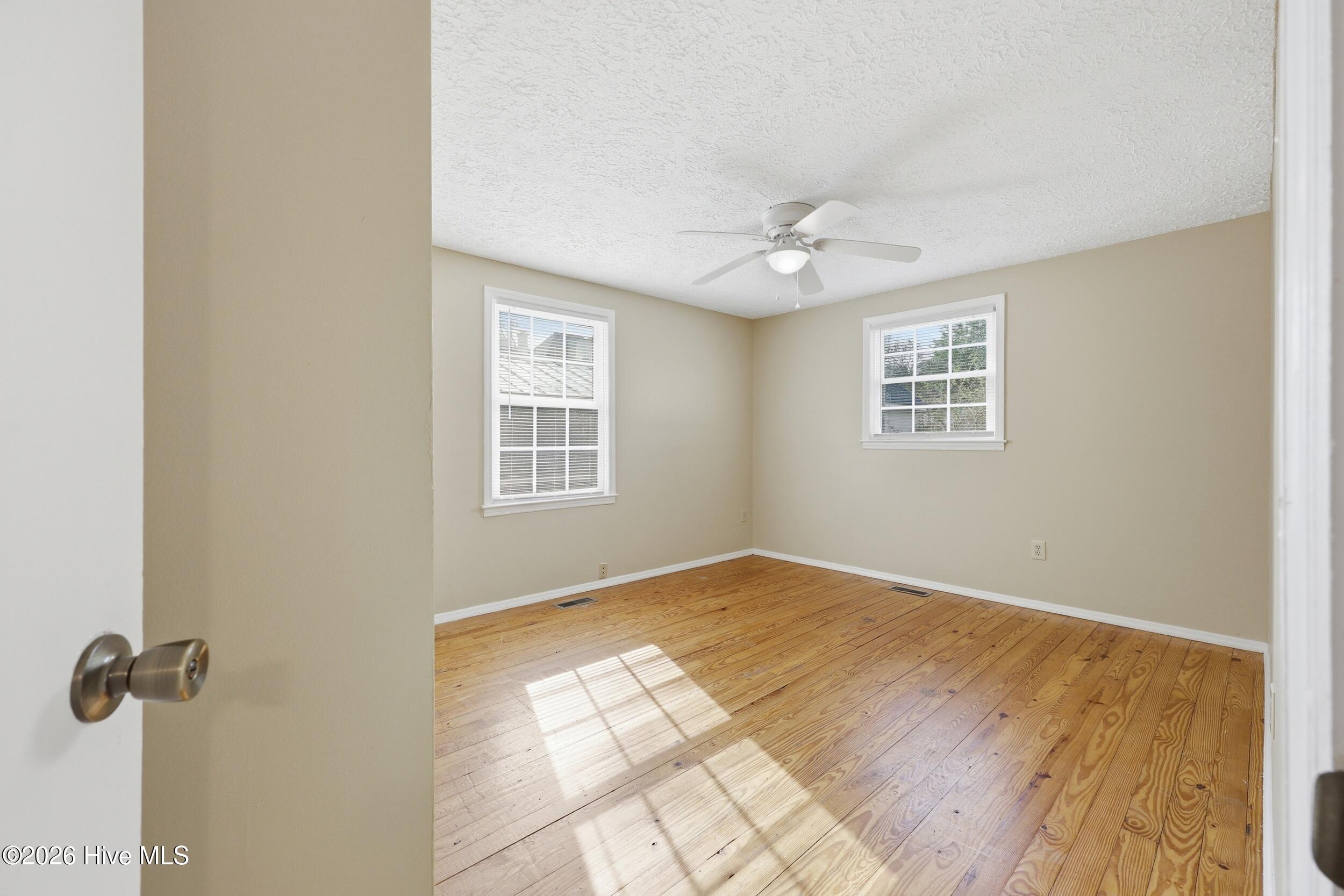 205 West Gale Street Edenton, NC 27932 - Photo 10 of 18 Bedroom 2