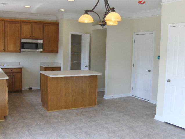 10 Shale Court Greenville, SC 29607 - Photo 8 of 16 Gallery Image 8