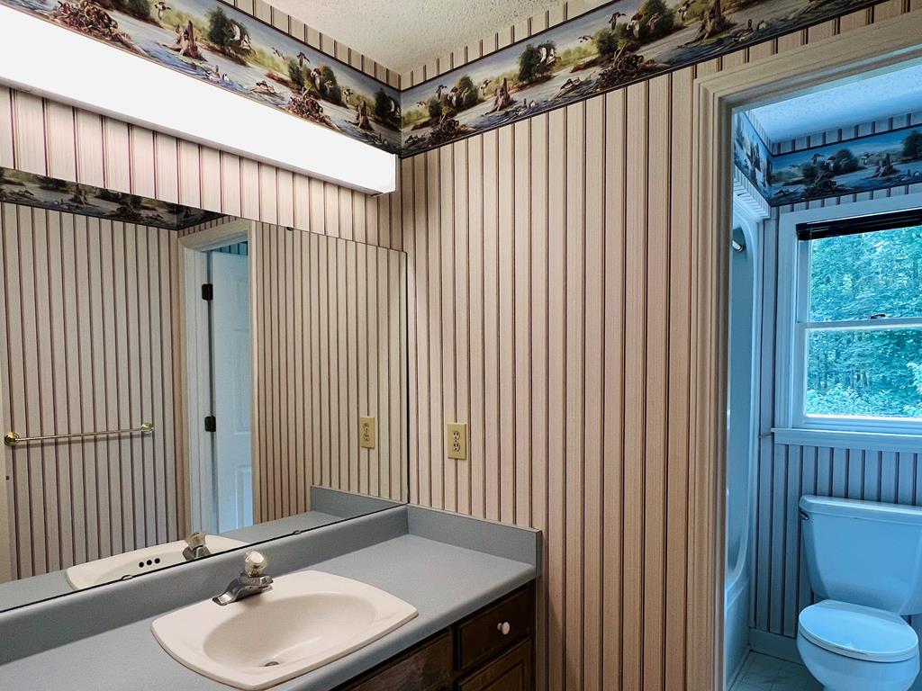 110 Brandon Drive Hodges, SC 29653 - Photo 32 of 48 Gallery Image 32
