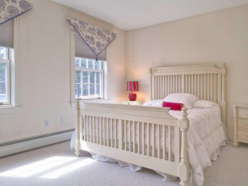 21 Inverness Road Falmouth, ME 04105 - Photo 22 of 29 Bedroom.