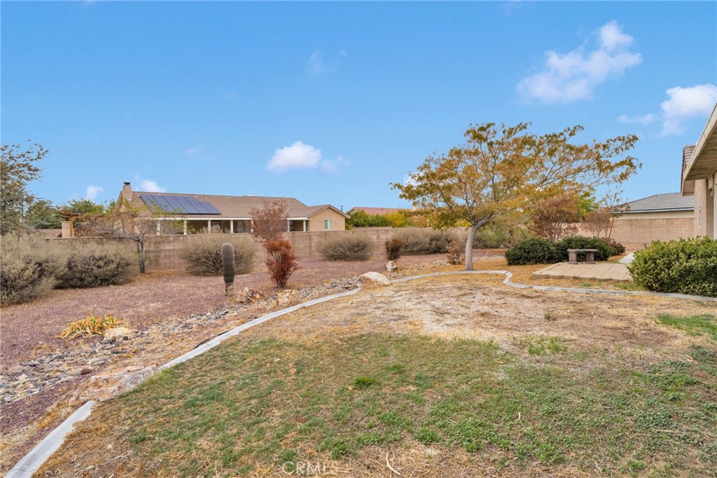 13934 Okesa Road Apple Valley, CA 92307 - Photo 34 of 34 a view of a yard