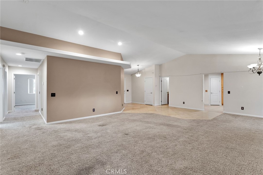 13934 Okesa Road Apple Valley, CA 92307 - Photo 5 of 34