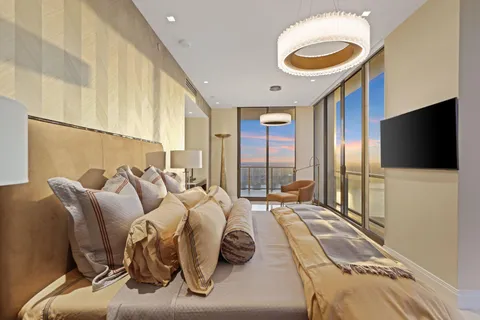 $15,990,000 | 17749 Collins Avenue, Unit TS 3901/3902, Sunny Isles Beach, FL 33160