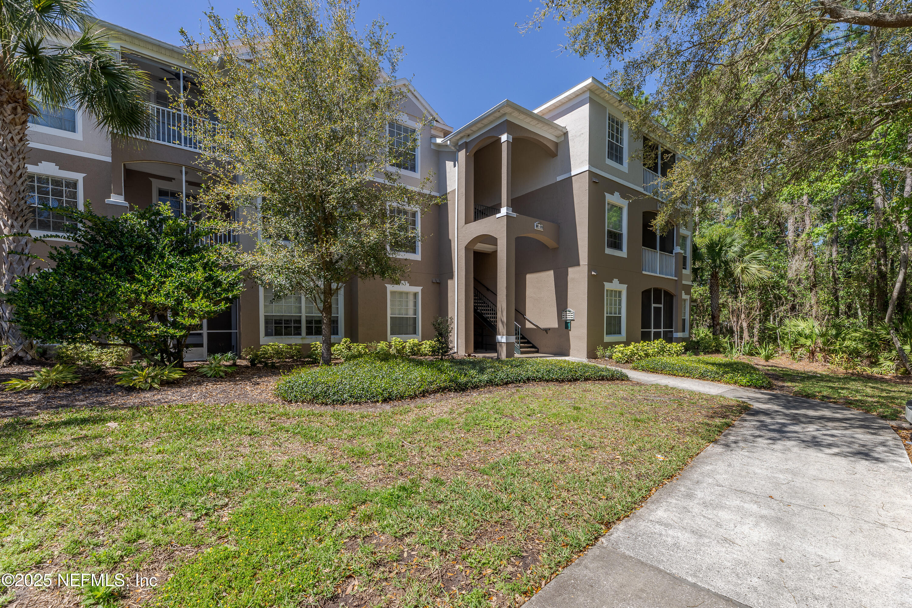 10550 Baymeadows Road, Unit 608 Jacksonville, FL 32256 - Photo 1 of 17 608-1