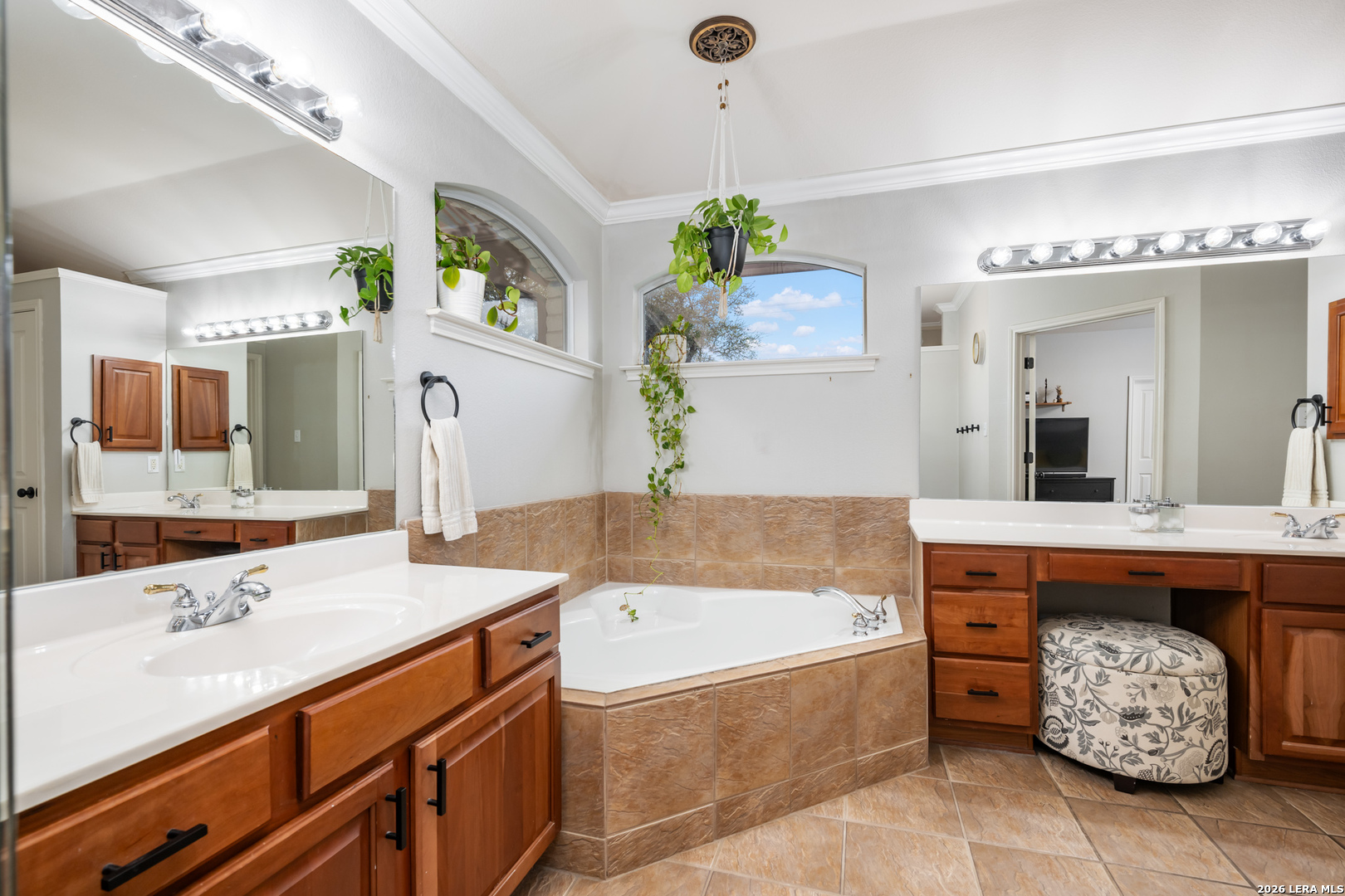 23607 Alpine Ridge San Antonio, TX 78258 - Photo 16 of 34