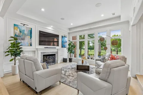 $950,000 | 4127 Manorview Lane, Dallas, TX 75228