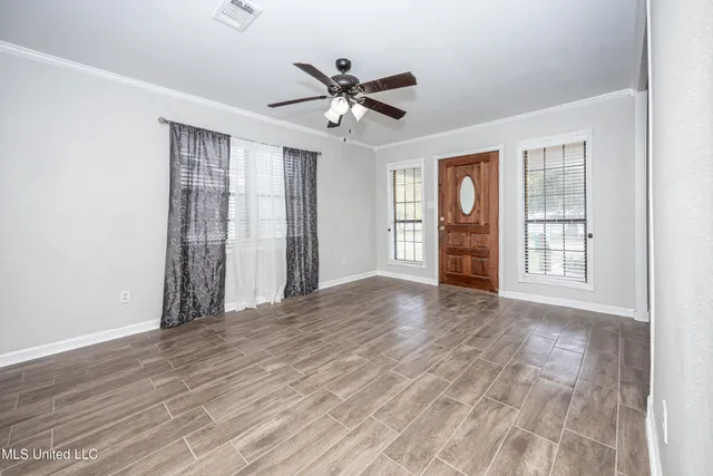 $1,200 | 2303 12th Street, Pascagoula, MS 39567