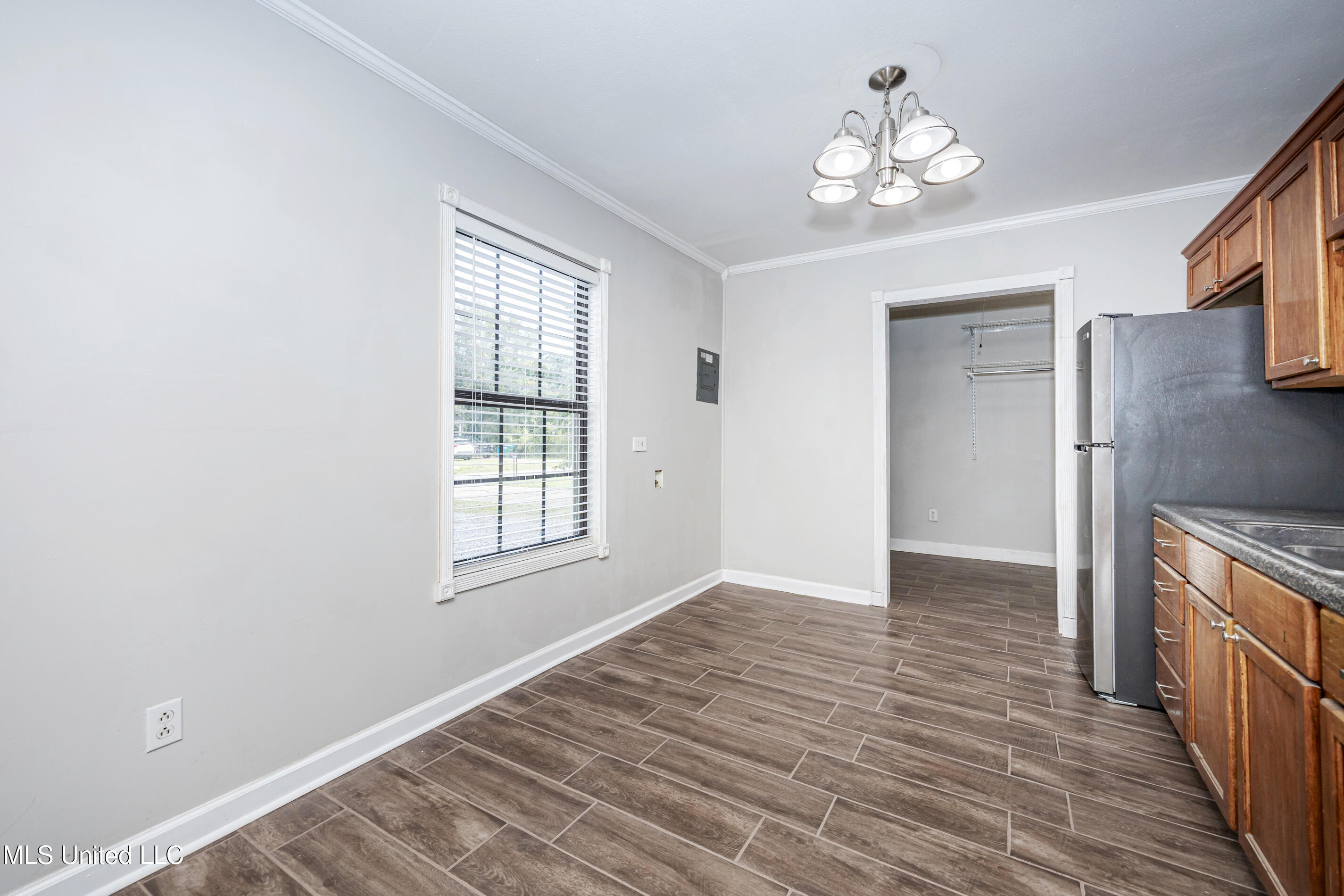 2303 12th Street Pascagoula, MS 39567 - Photo 21 of 40 IMG_6034