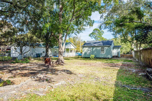 $1,200 | 2303 12th Street, Pascagoula, MS 39567