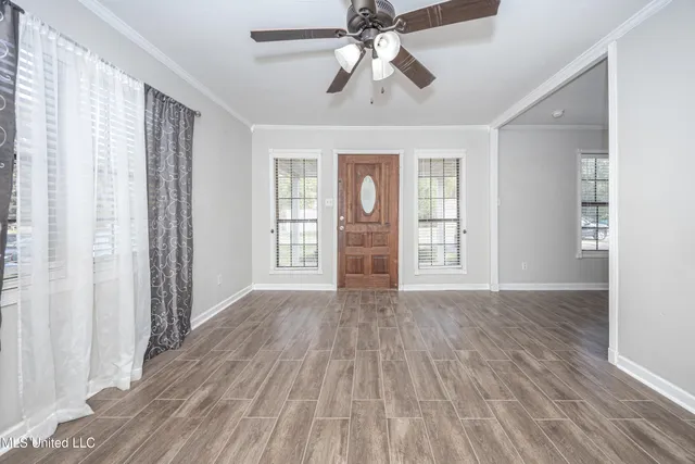 $1,200 | 2303 12th Street, Pascagoula, MS 39567