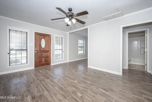 $1,200 | 2303 12th Street, Pascagoula, MS 39567