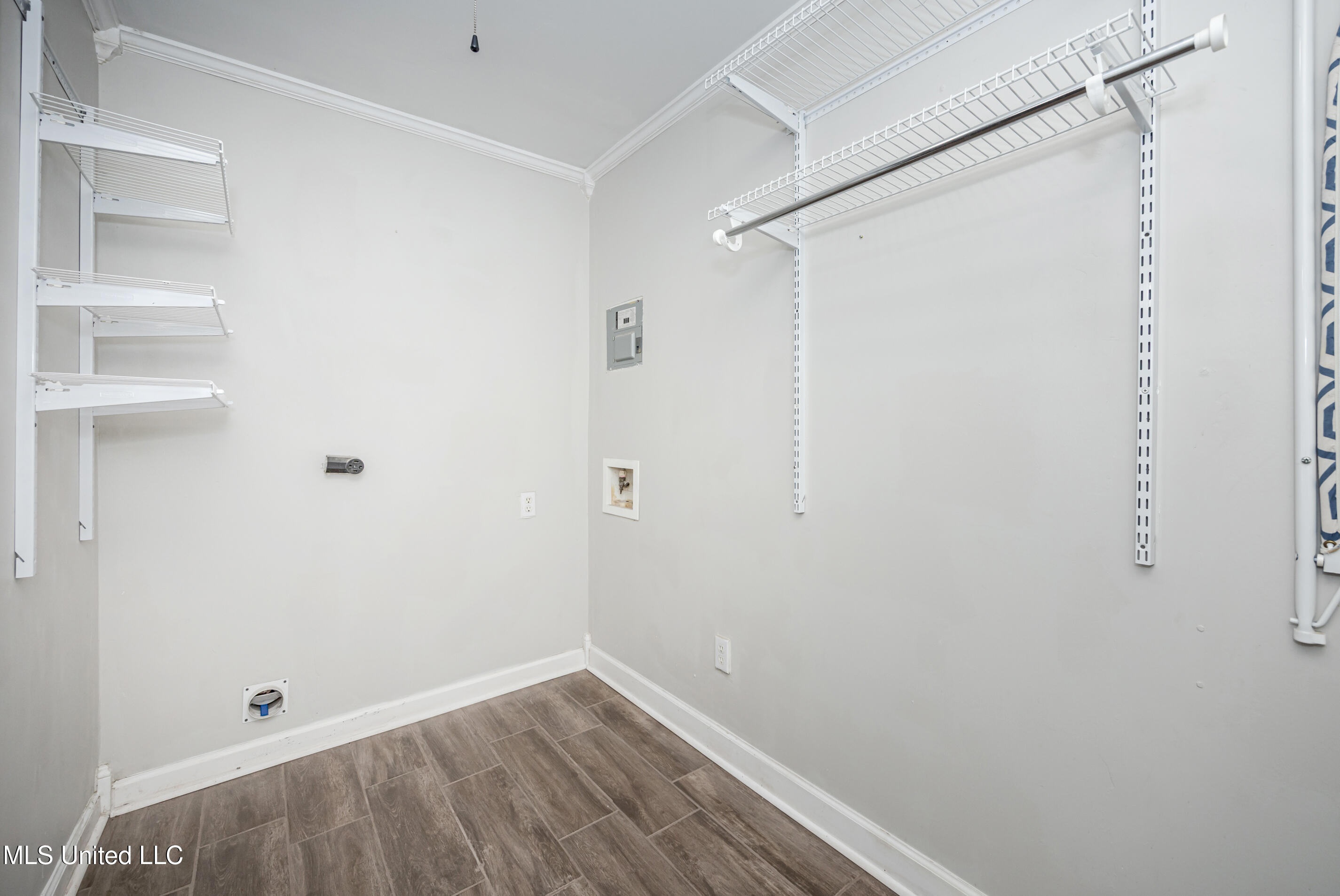 2303 12th Street Pascagoula, MS 39567 - Photo 4 of 40 IMG_6051