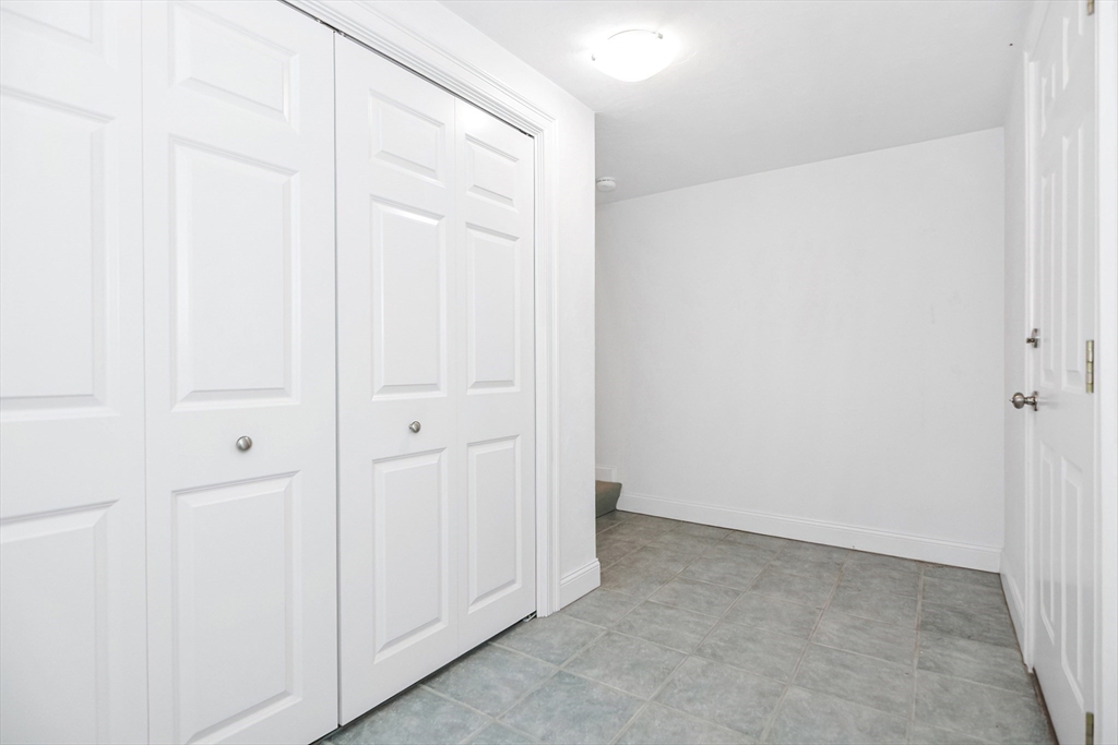 268 Hall Street Dunstable, MA 01827 - Photo 29 of 36 an empty room with closet area