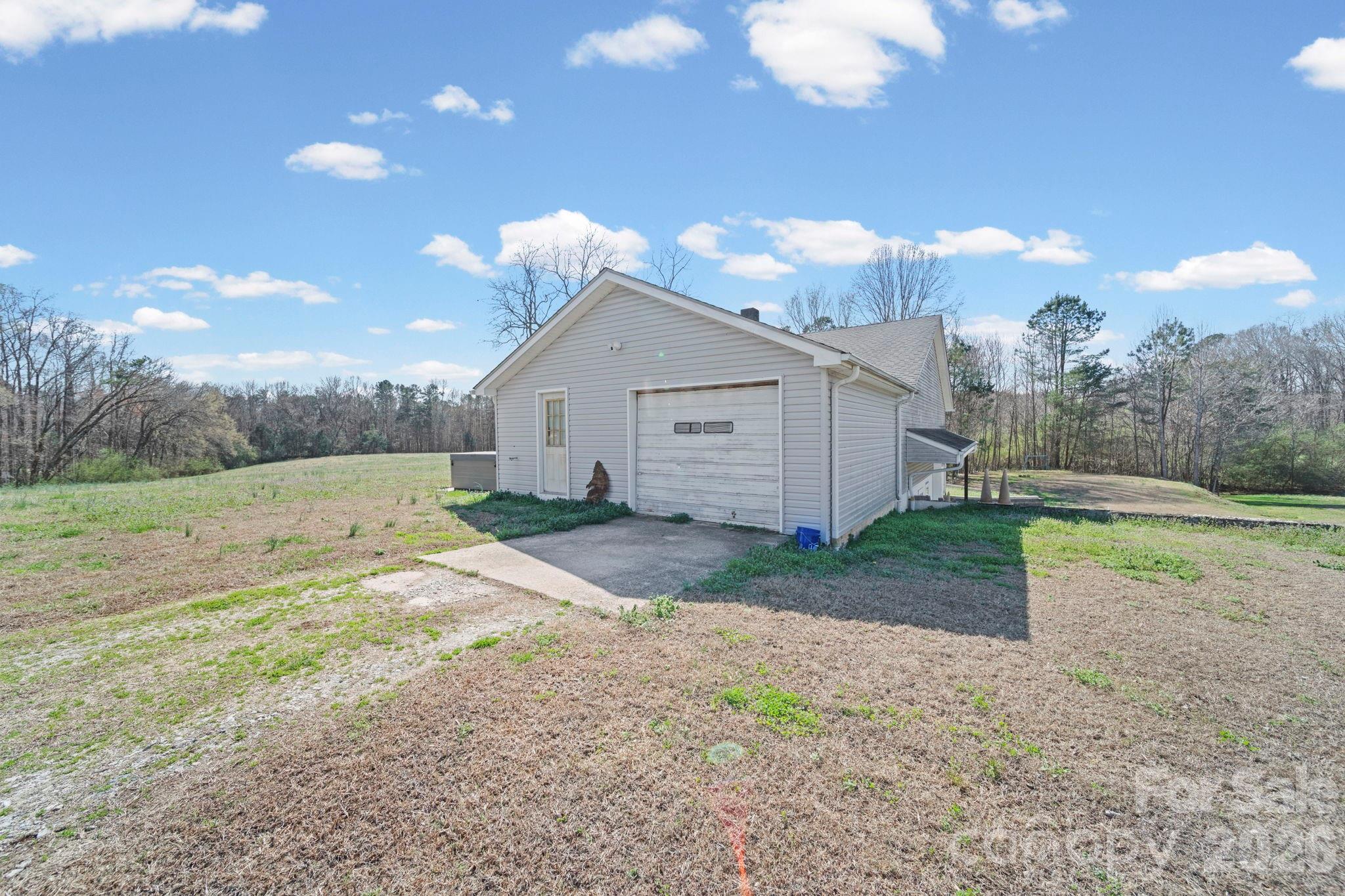 1833 Mountain Creek Road Albemarle, NC 28001 - Photo 34 of 42
