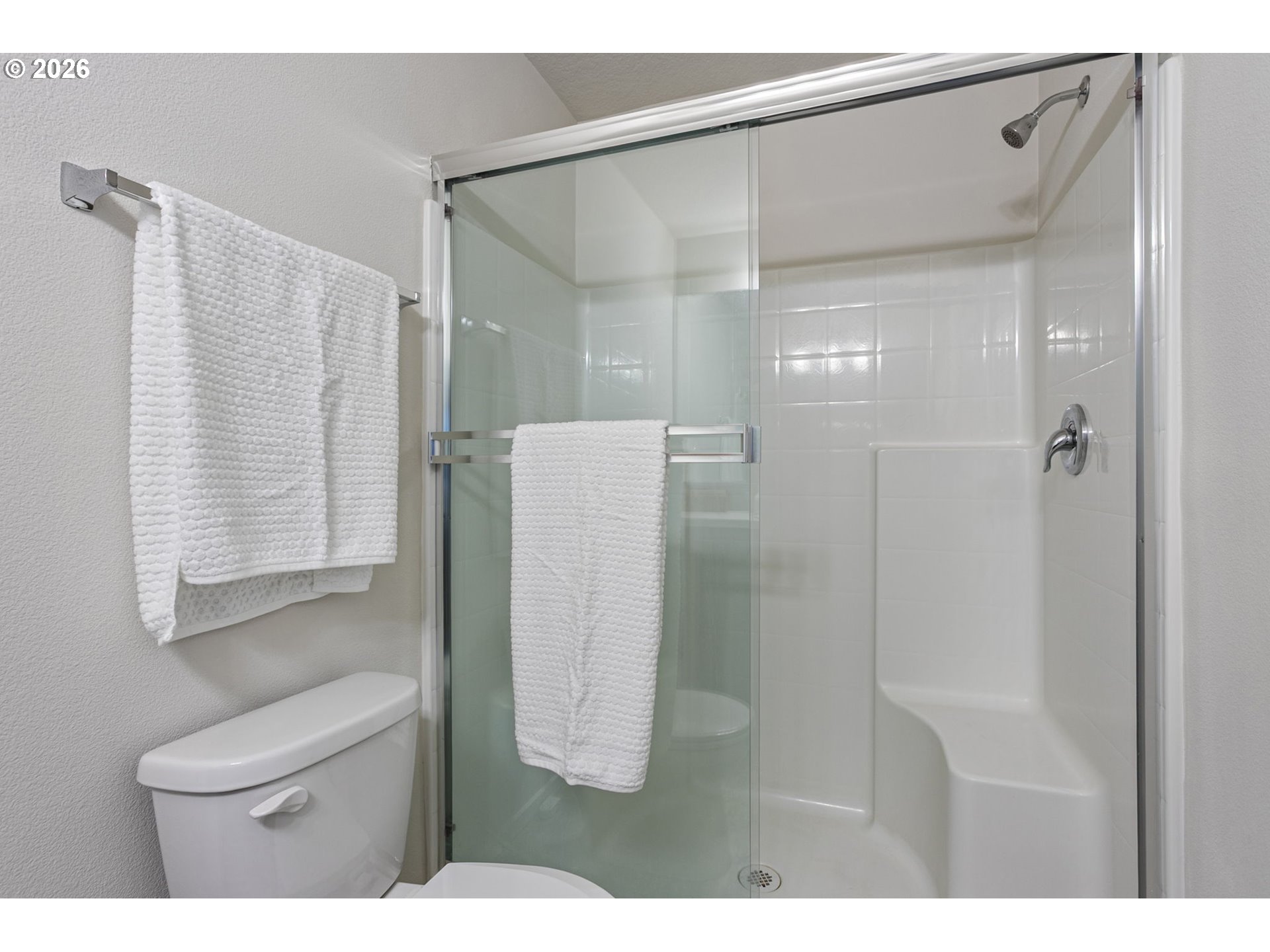 17379 Northwest Shackelford Road Portland, OR 97229 - Photo 24 of 44 En Suite Bathroom