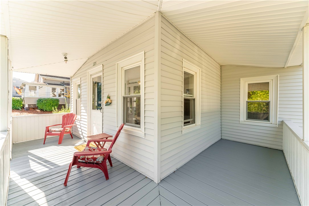 225 Tidewater Drive Warwick, RI 02889 - Photo 3 of 27