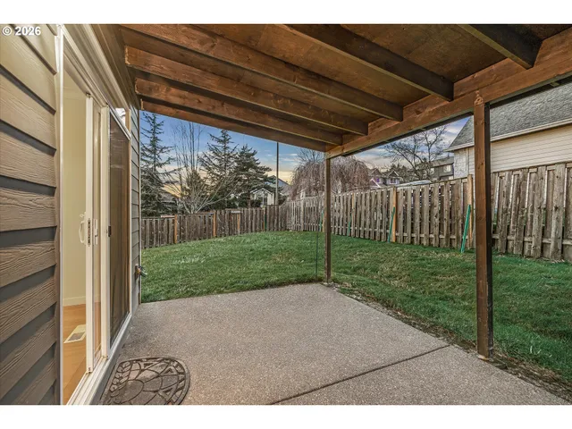 a view of a backyard with plants