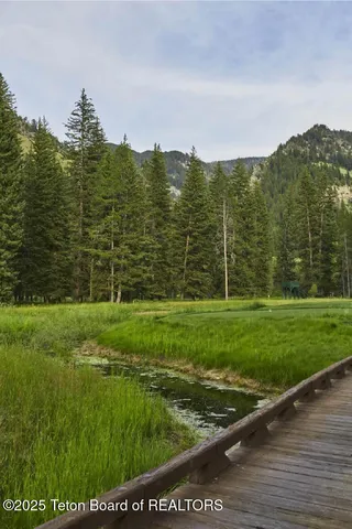 $2,595,000 | 15505 Wagon Road, Jackson, WY 83001